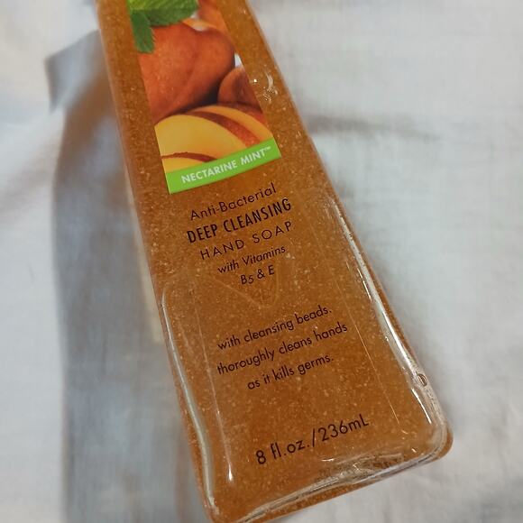 Bath & Body Works Nectarine Mint Anti-Bacterial Deep Cleansing Hand Soap NEW 8OZ - Picture 8 of 10